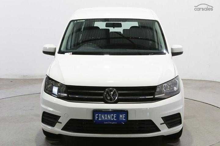 Volkswagen Caddy Cargo naqtga va nasiyaga chiqazib beramiz