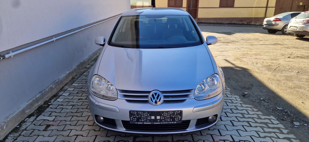 Volkswagen Golf 5 1.4 MPI