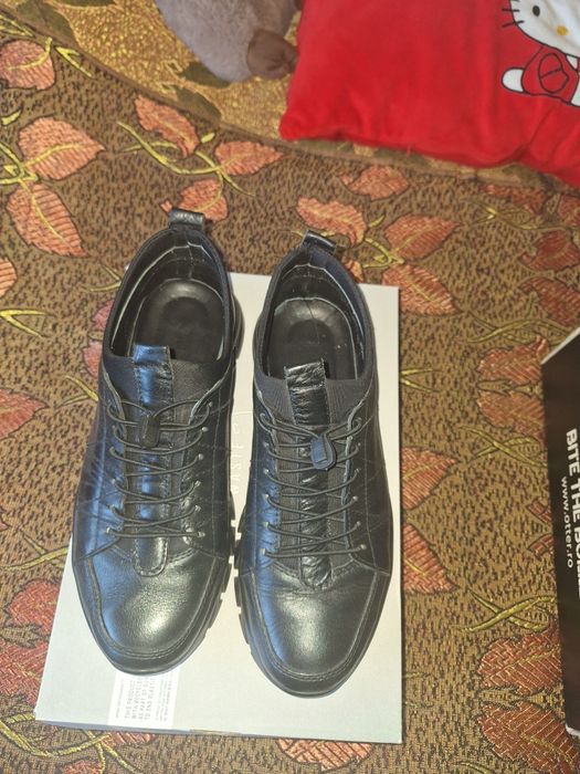 Pantofi negri nr.40/41