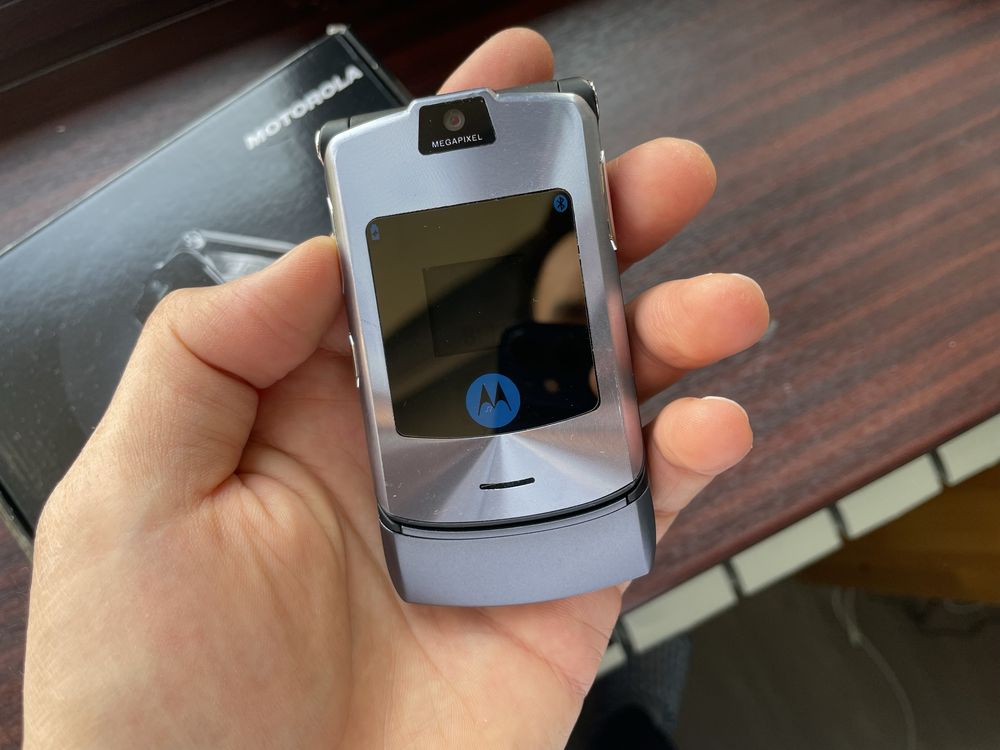 Motorola Razr V3 новый