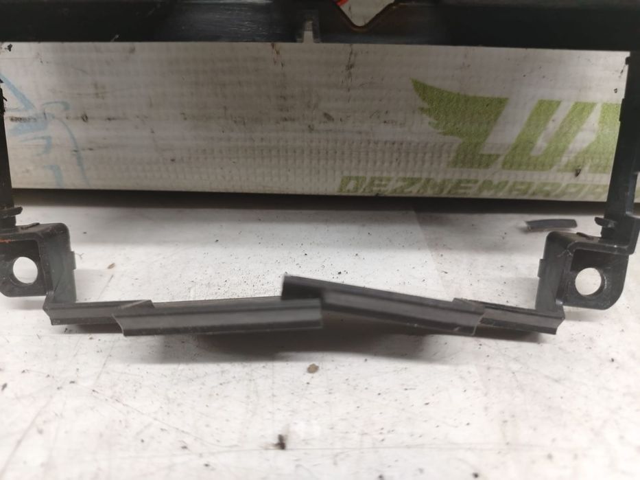 Grila ventilatie spate 4e0819203a Audi A8 D3/4E [2002 - 2005]