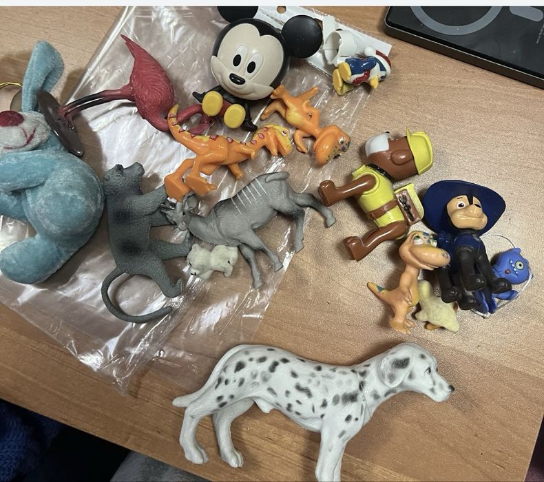 Игрушки мягкие отдам недорого