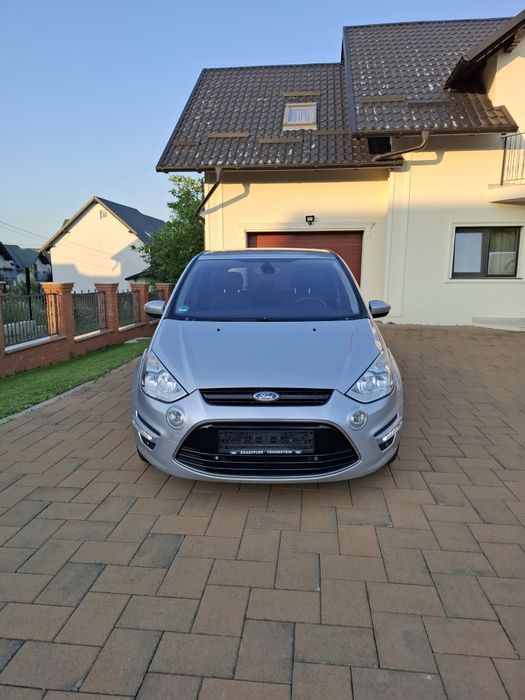 Ford S-Max 2.0 Diesel an 2011 euro 5
Model deosebit