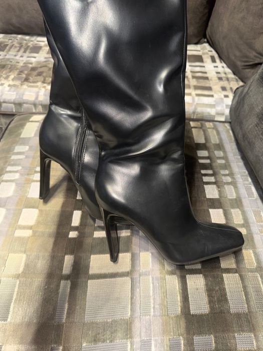 Ботуши висок ток Зара