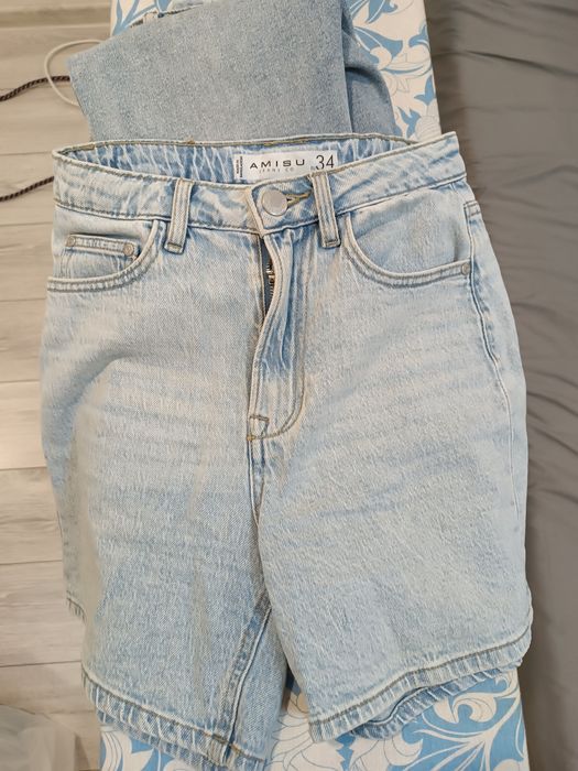 Отдам даром женские вещи