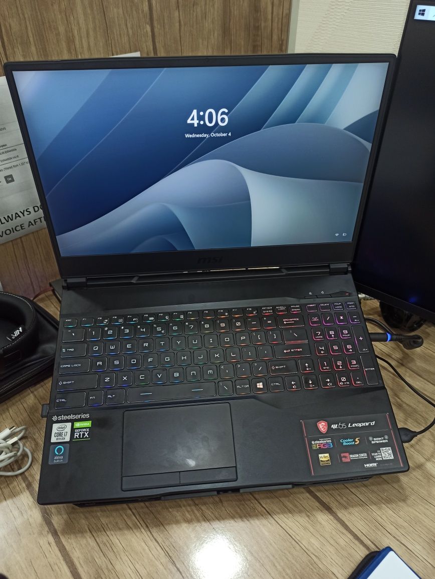 MSI Noutbuk , ноутбук I7- 10th gen