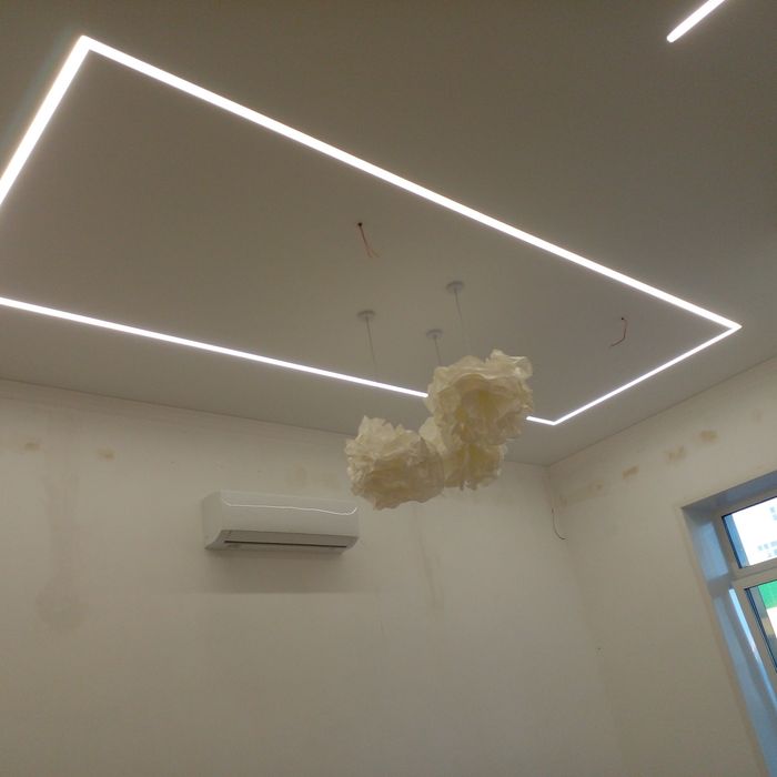 Установка натяжных потолков