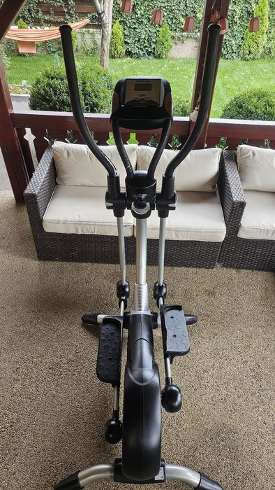 Bicicleta eliptica stepper Kettler Verso f putin folosita
