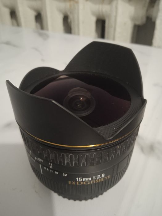 Объектив Sigma 15mm 2,8