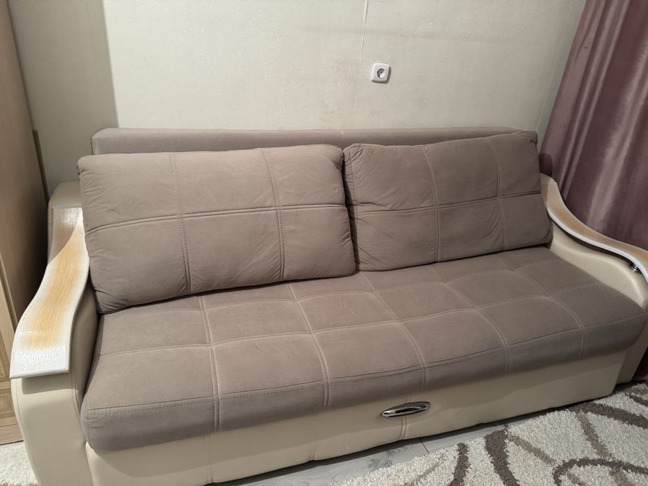 Диван раскладной сатылады кошуімебайланысты.Состояние идеал