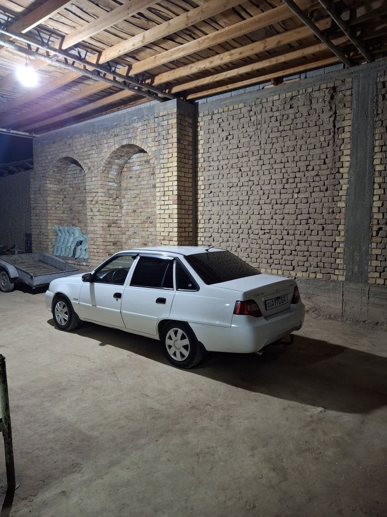 Nexia 2 Dons 1.6