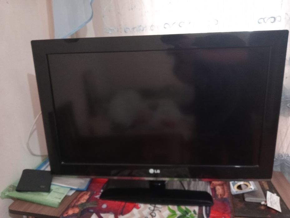 Продаётся телевизор LG