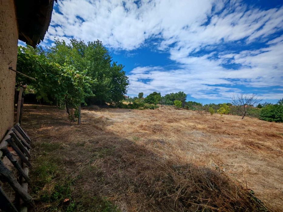 Къща с двор с.Пищигово