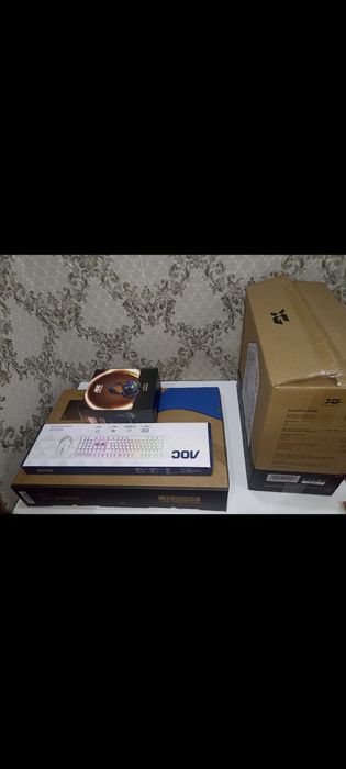 Компьютер микрофон и колонки в подарок