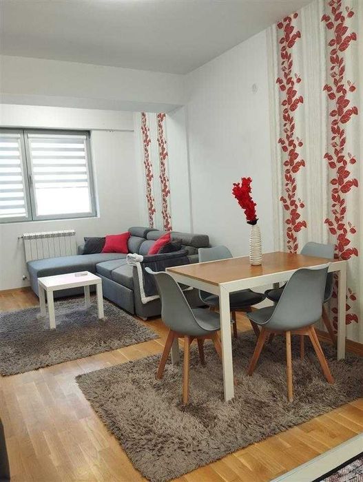 Дава се под наем Двустаен апартамент в Пловдив, Каменица 1 - 63 кв.м за 260.1 € - Снимка #1