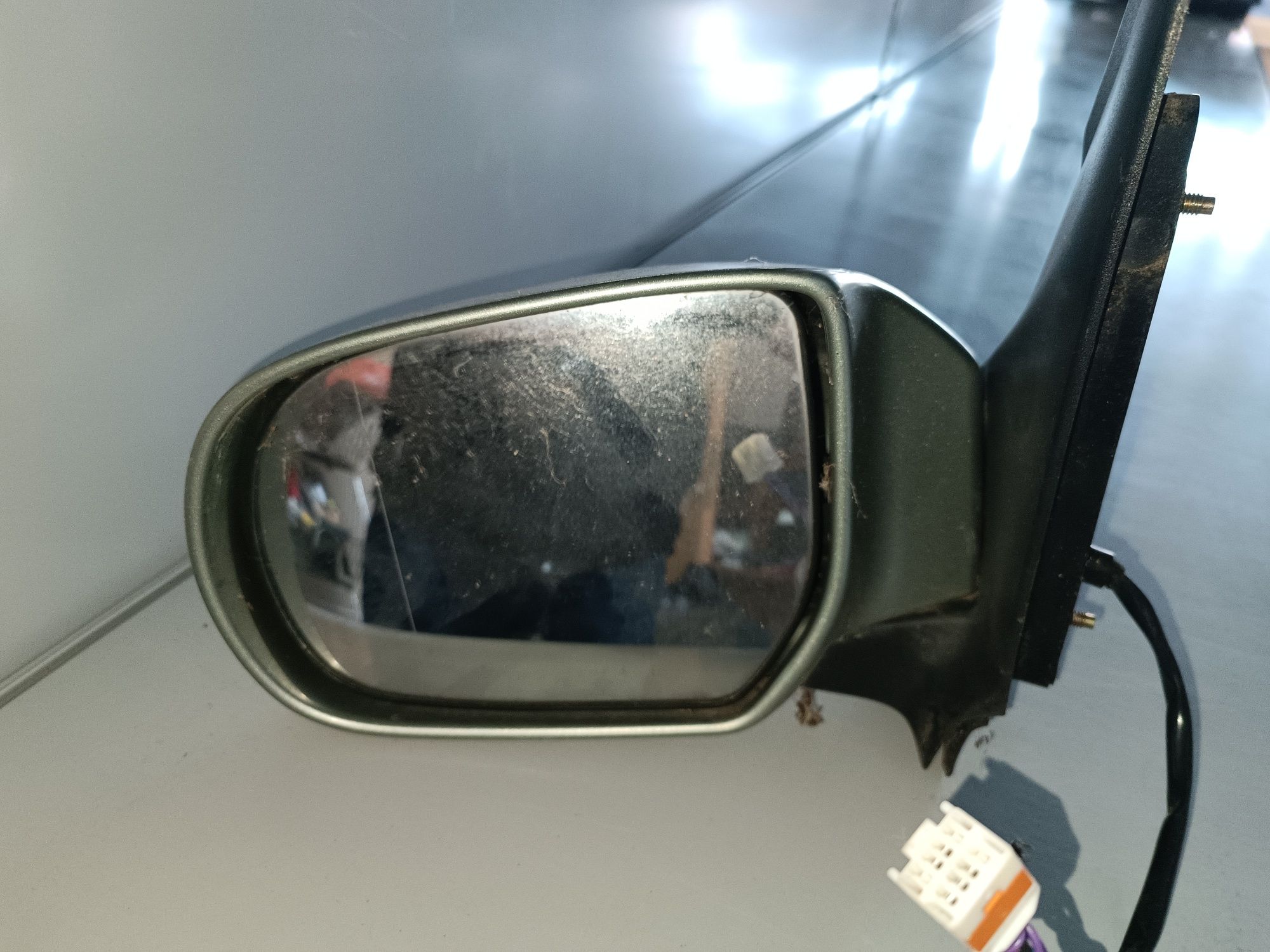 Странично ляво огледало за Mazda MPW 2003г