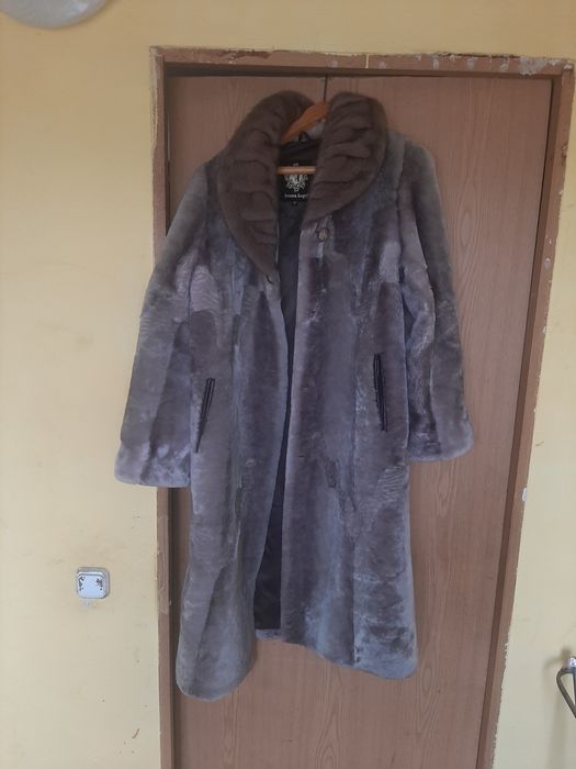 Мутоновая шуба в отличном состоянии