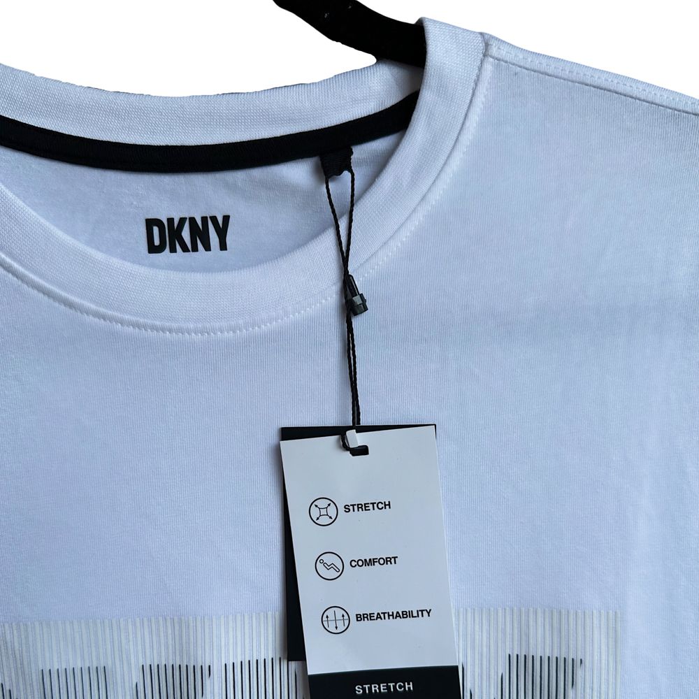 Tricou marca DKNY