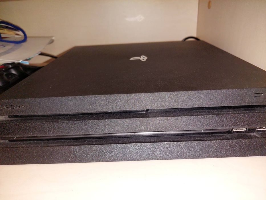 Sony Playstation 4 Pro 1TB (PS4 PRO 1TB+ игра Fifa 21 !