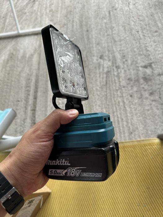 Lampa led bosch , makita , dewalt, milwaukee