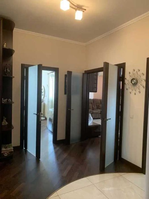 Дава се под наем Двустаен апартамент в София, Гоце Делчев - 65 кв.м за 637.5 € - Снимка #3