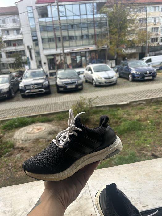 Vand Adidasi Adidas UltraBoost