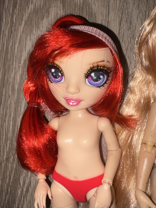 Vand sau schimb 3 papusi rainbow high si shadow high