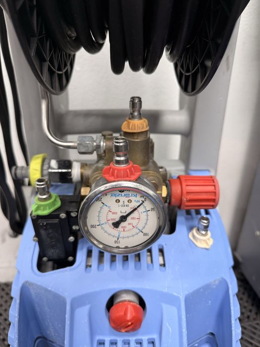 Професионална водоструйка KRANZLE 1152TST къс пистолет с приставки