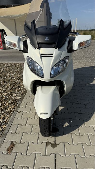 Suzuki Burgman 650 elExecutive