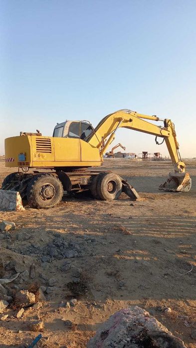 Продается экскаватор колесный советский марки ЕК-14