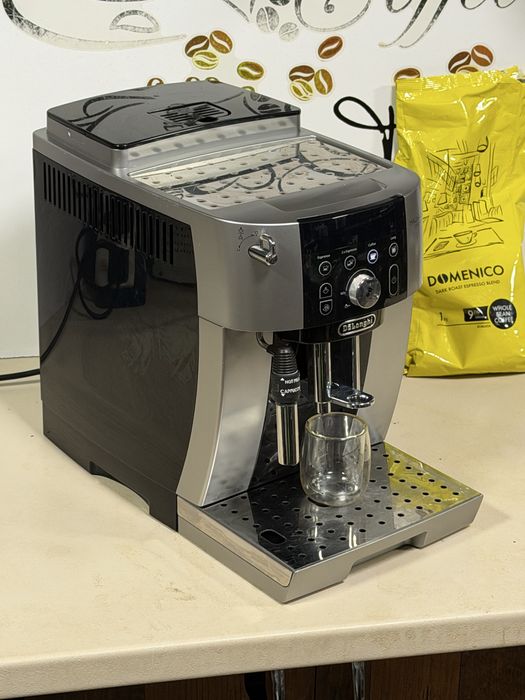 Кафемашина кафе автомат delonghi magnifica s smart с гаранция