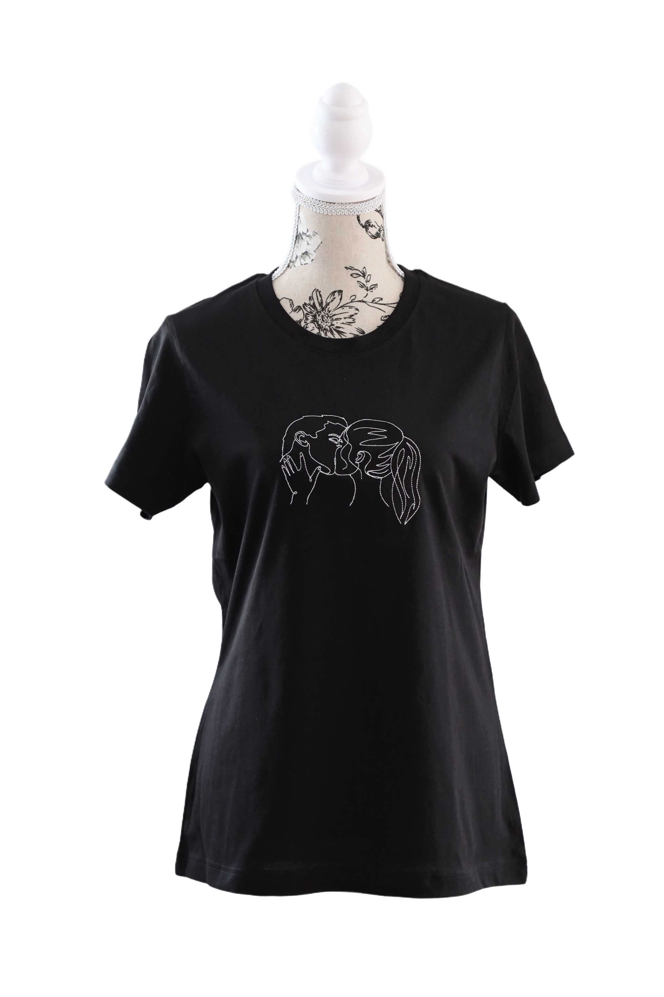 Tricou dama personalizat prin brodare