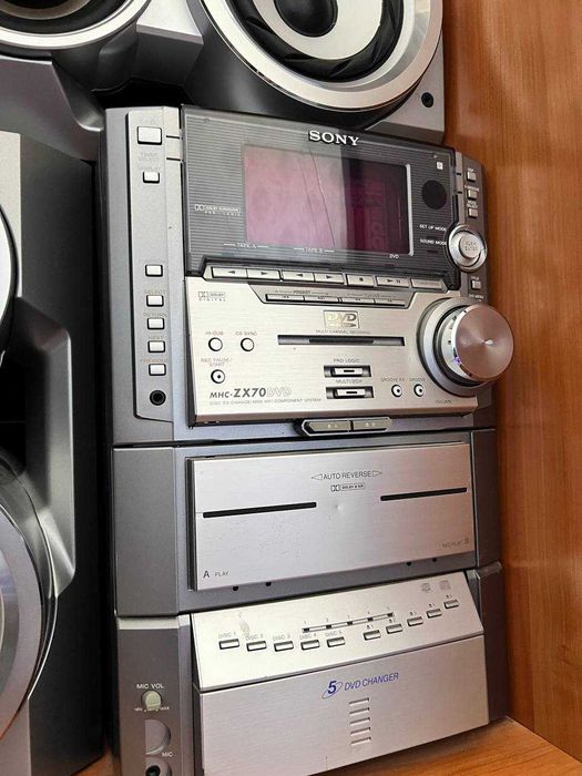 Музыкальный центр sony mhc zx70