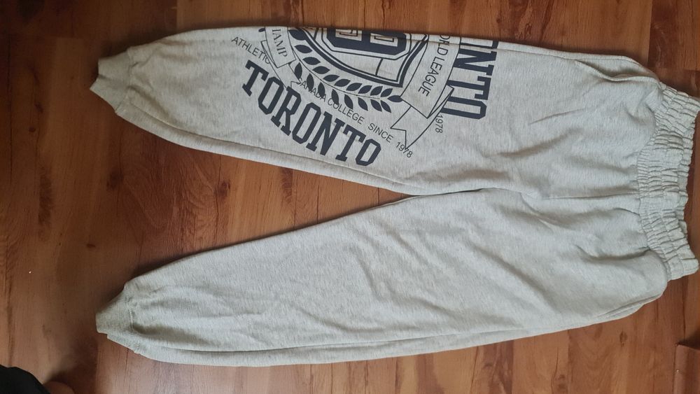 В наличии костюм