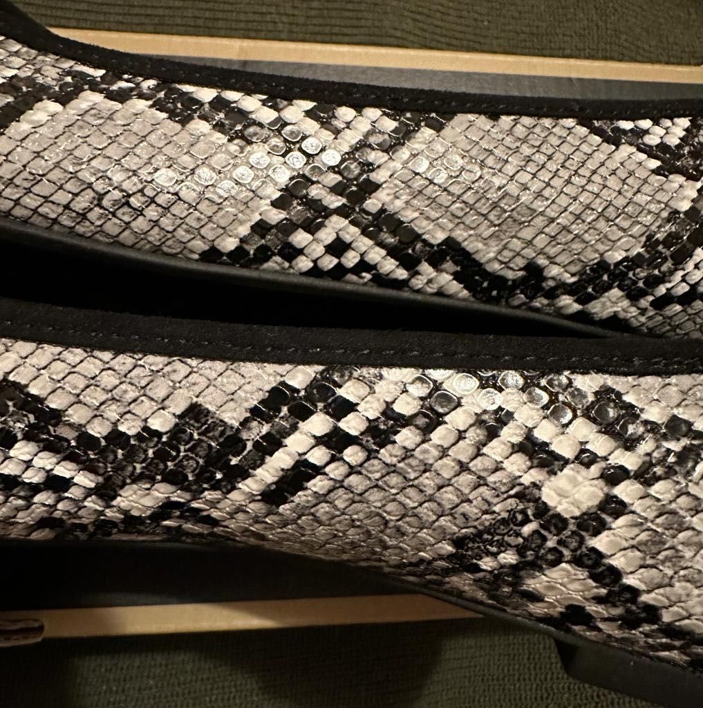 Pantofi Primavara "Black White Snake" Balerini Dama Varf Ascutit