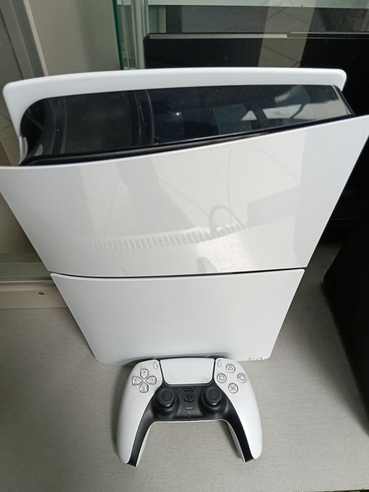 PS 5 Slim /1 Tb /all digitall