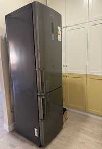 Холодильк SAMSUNG, стиральная машинка LG