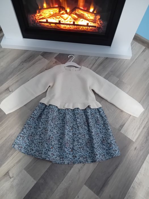 Vând rochie de iarna pentru fete, marimea 6-7 ani - nou cu eticheta