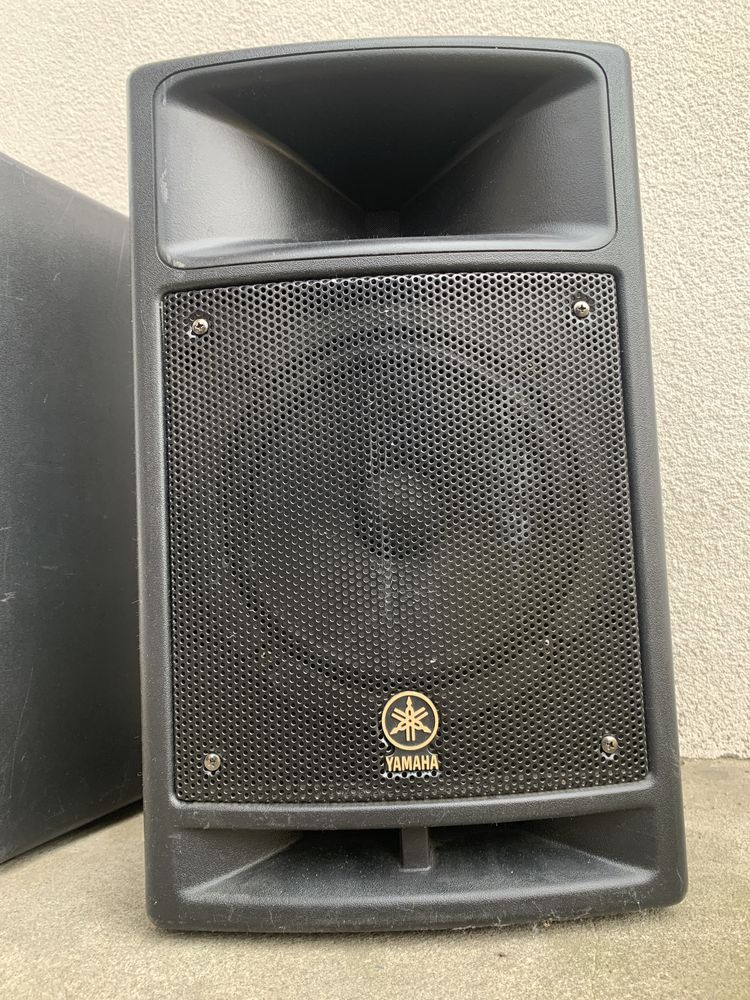 Sonorizare Yamaha Stagepas 300