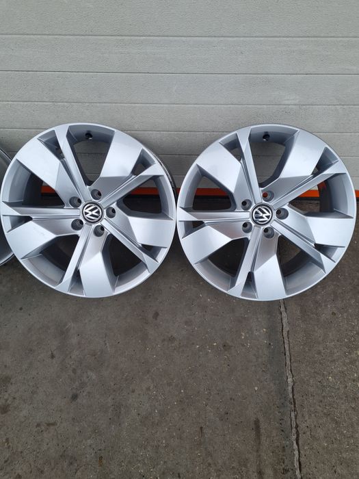 Оригинални джанти за ФОЛКСВАГЕН VW AUDI SEAT SKODA R18 5x112 ET25 8J