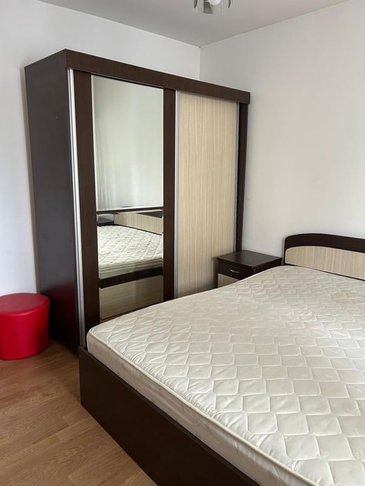 Inchiriez ap 3 camere