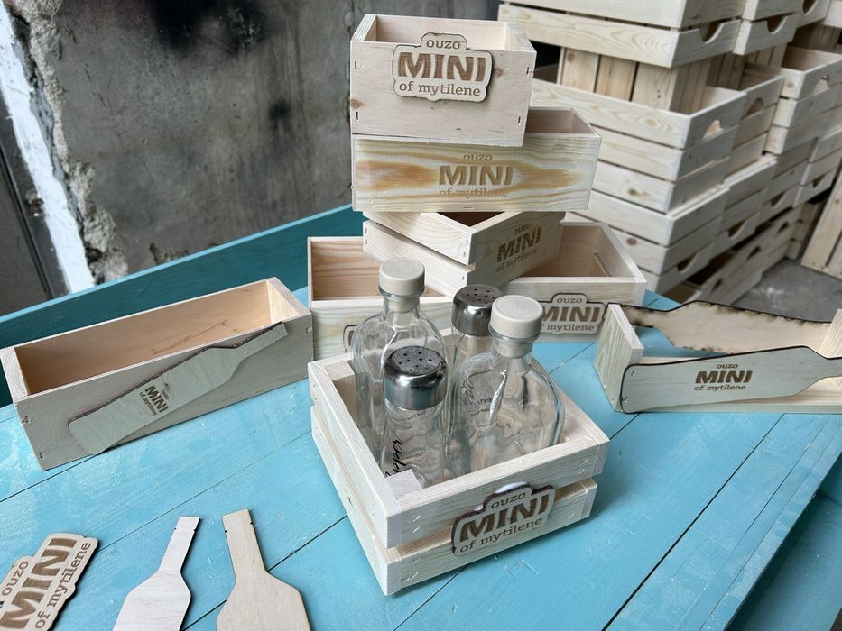 поставка за прибори