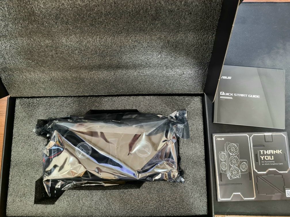 Видеокарта ASUS RTX 4060 Dual 8GB