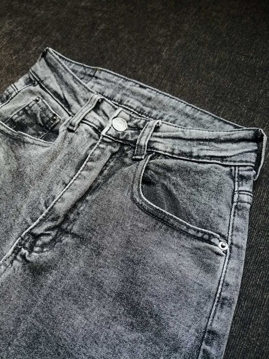 Женские джинсы р-р 25
