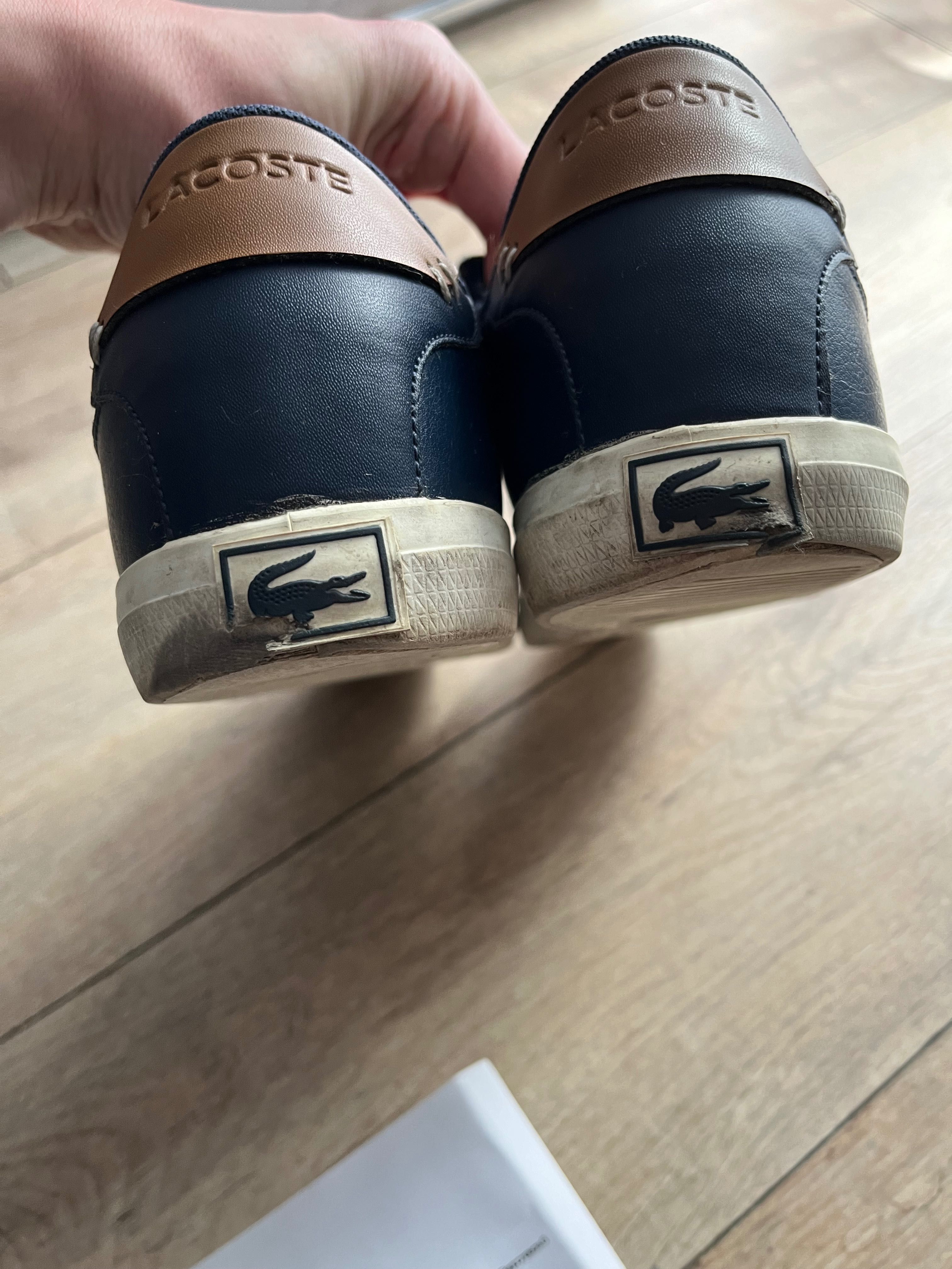 Обувки Lacoste Court-Master 318 сини