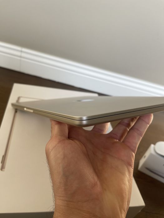 Nou Apple MacBook 15’ M2 2023 256GB SSD + Mouse