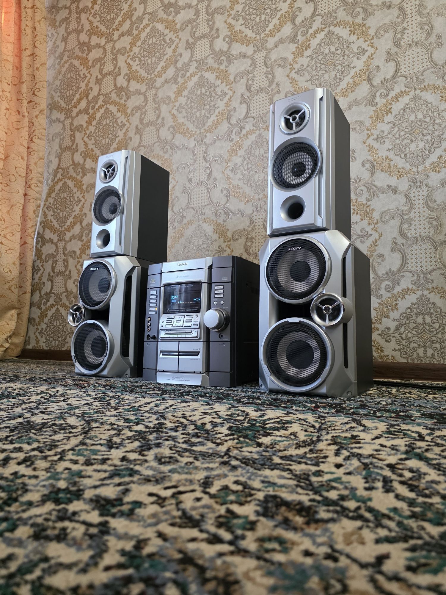 Sony качество почти новый