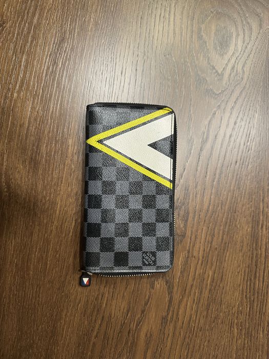 Louis vuitton портфейл