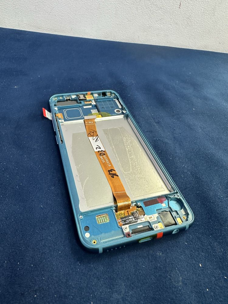 Honor 10 дисплей с рамка