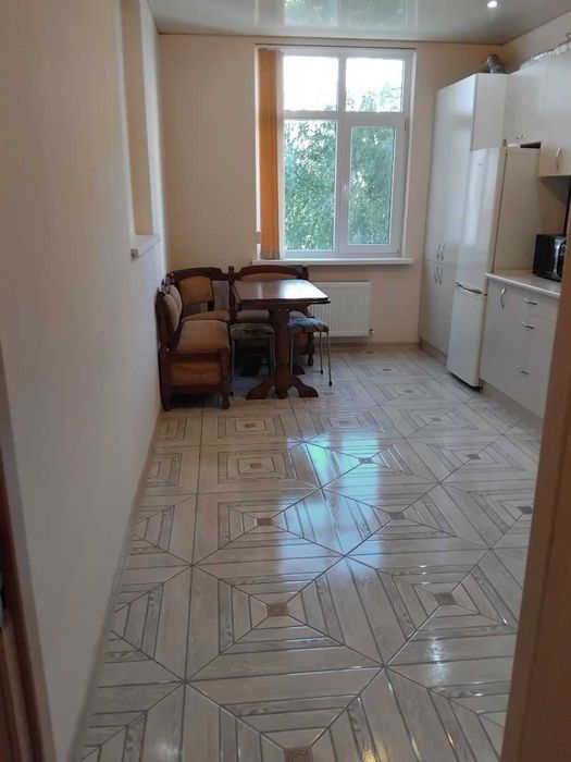 Дава се под наем Едностаен апартамент в София, Център - 43 кв.м за 375 € - Снимка #2